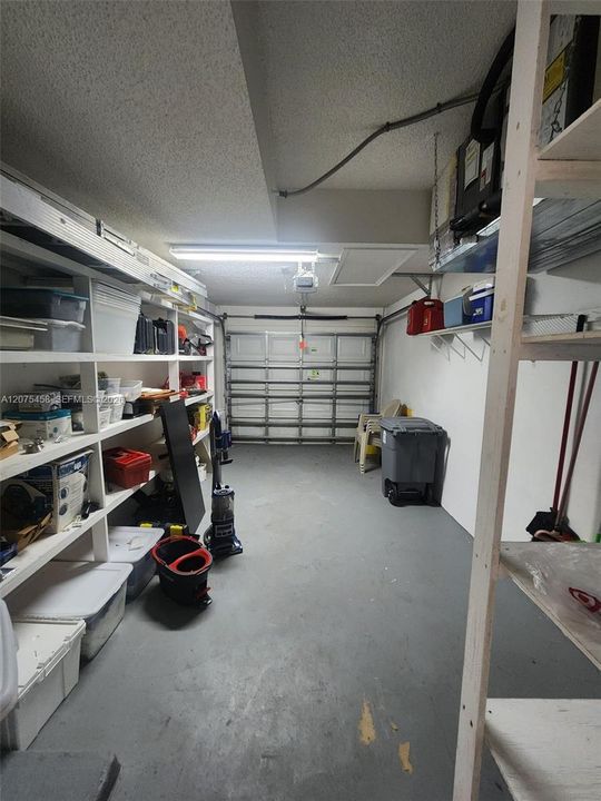 For Rent: $3,000 (2 beds, 2 baths, 1378 Square Feet)