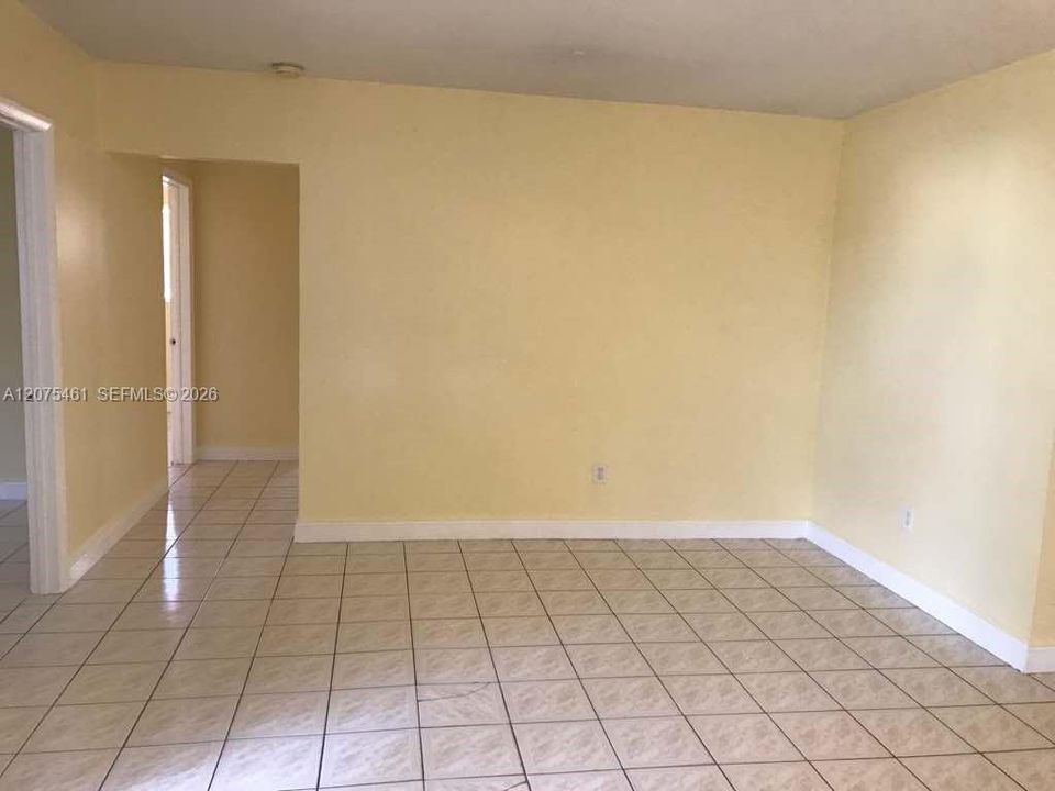 For Rent: $2,700 (3 beds, 2 baths, 2064 Square Feet)