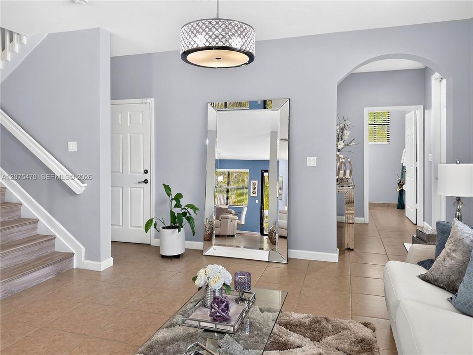 For Rent: $3,500 (3 beds, 2 baths, 2104 Square Feet)