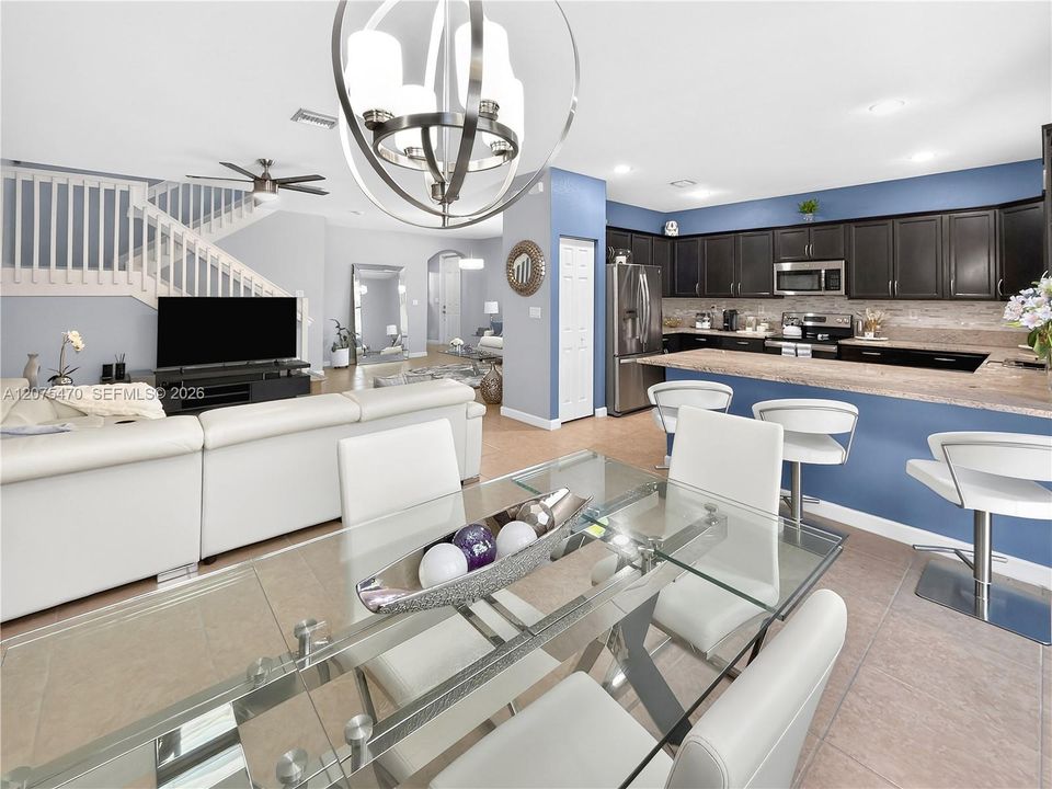 For Rent: $3,500 (3 beds, 2 baths, 2104 Square Feet)