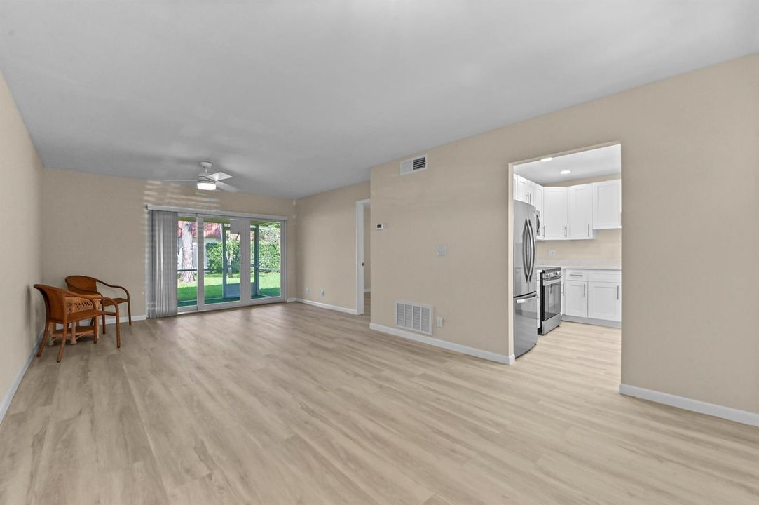 04 Dining area 02