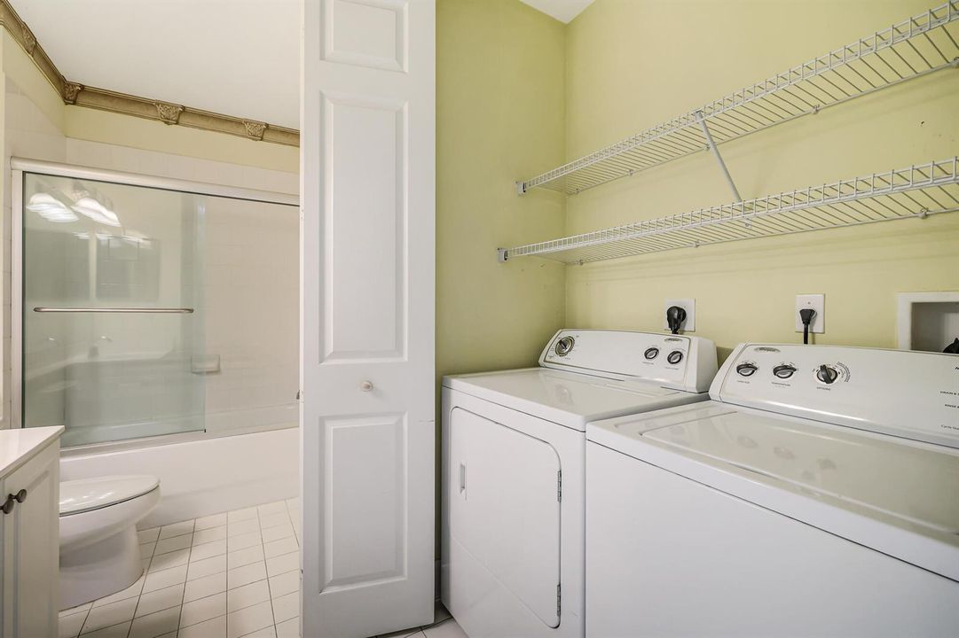 Full size laundry