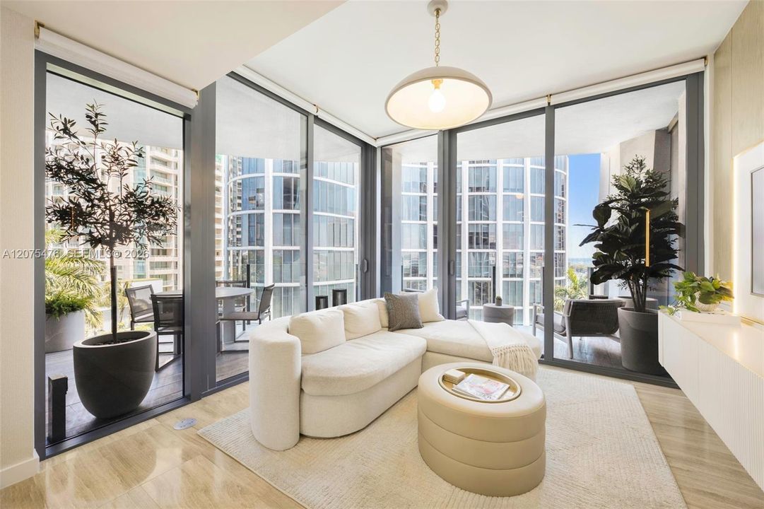 En Venta: $2,350,000 (2 camas, 2 baños, 978 Pies cuadrados)