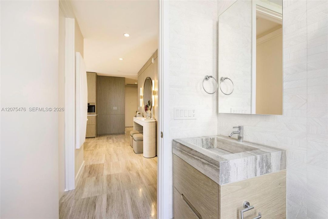 En Venta: $2,350,000 (2 camas, 2 baños, 978 Pies cuadrados)