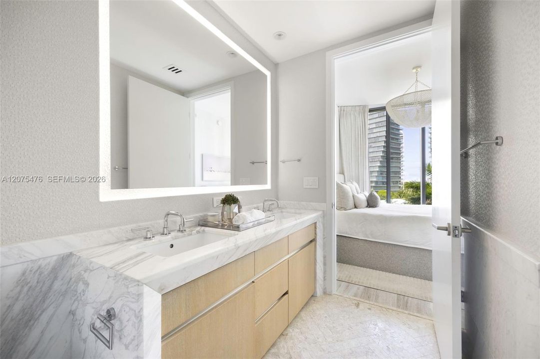 En Venta: $2,350,000 (2 camas, 2 baños, 978 Pies cuadrados)