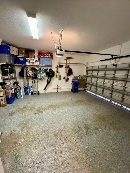 For Rent: $3,750 (3 beds, 2 baths, 1560 Square Feet)