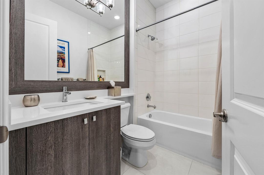 Ensuite Guest Bath