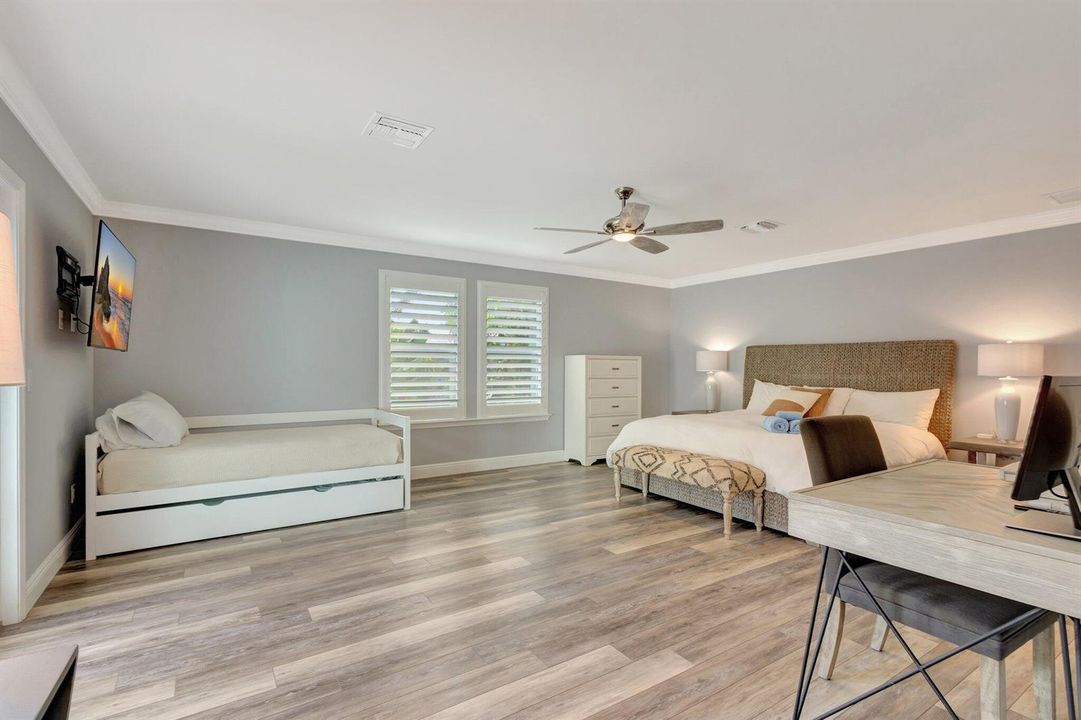 32-web-or-mls-5D1A2348
