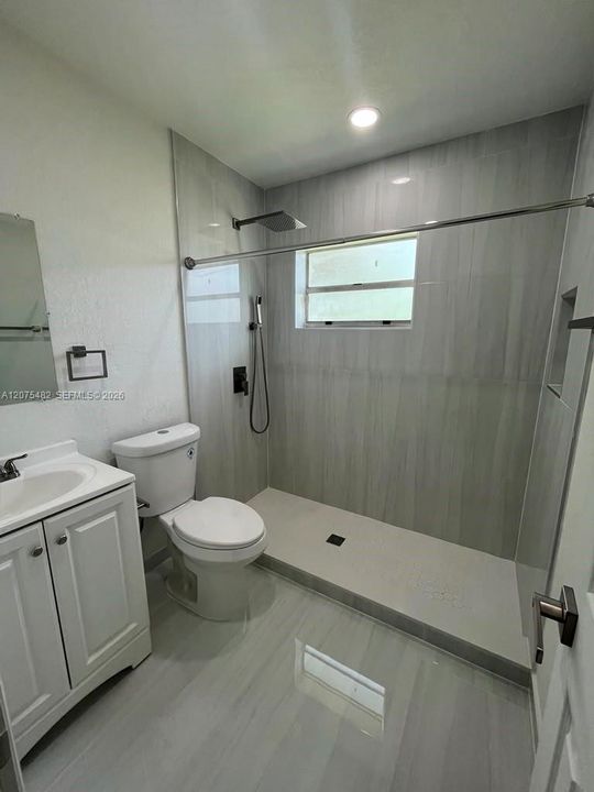 For Rent: $2,400 (2 beds, 1 baths, 0 Square Feet)