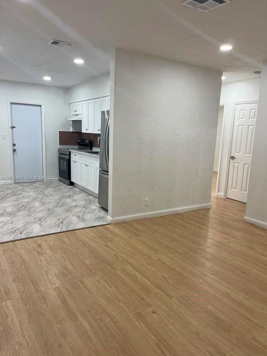 For Rent: $2,400 (2 beds, 1 baths, 0 Square Feet)