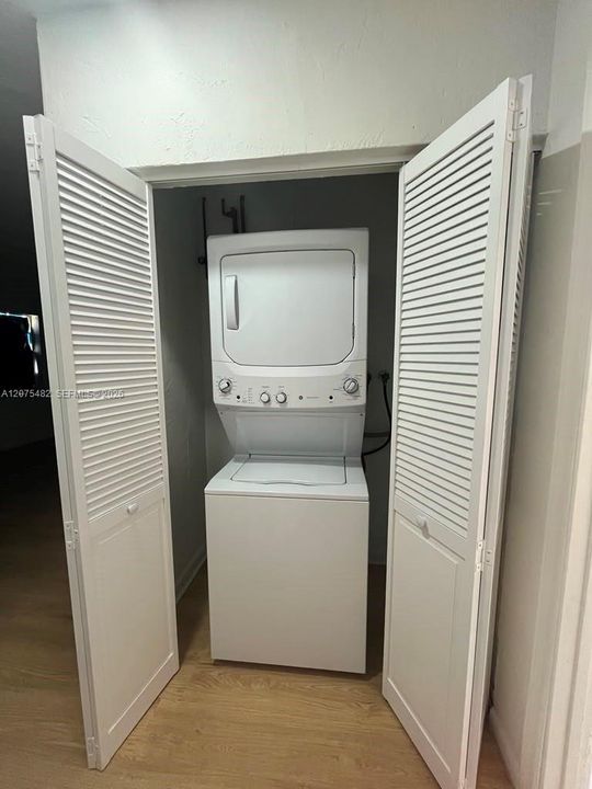 For Rent: $2,400 (2 beds, 1 baths, 0 Square Feet)