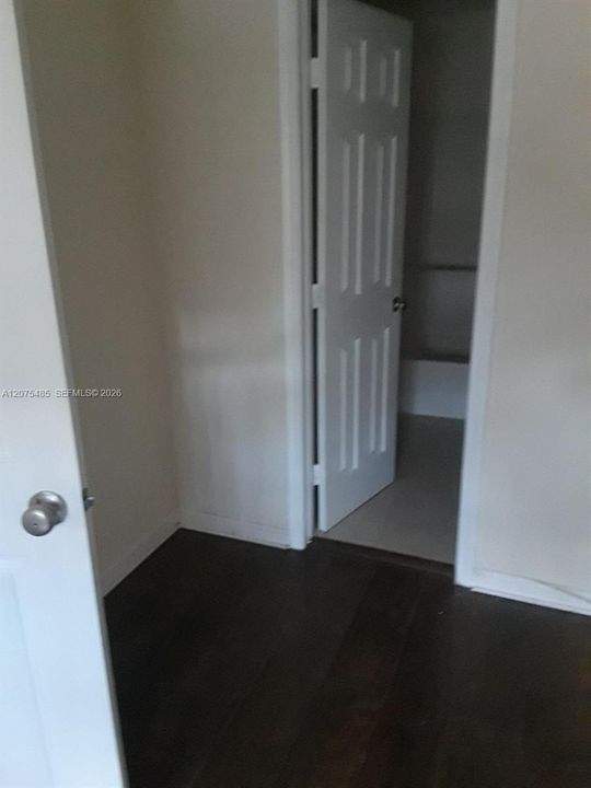 En Venta: $280,000 (3 camas, 2 baños, 1403 Pies cuadrados)