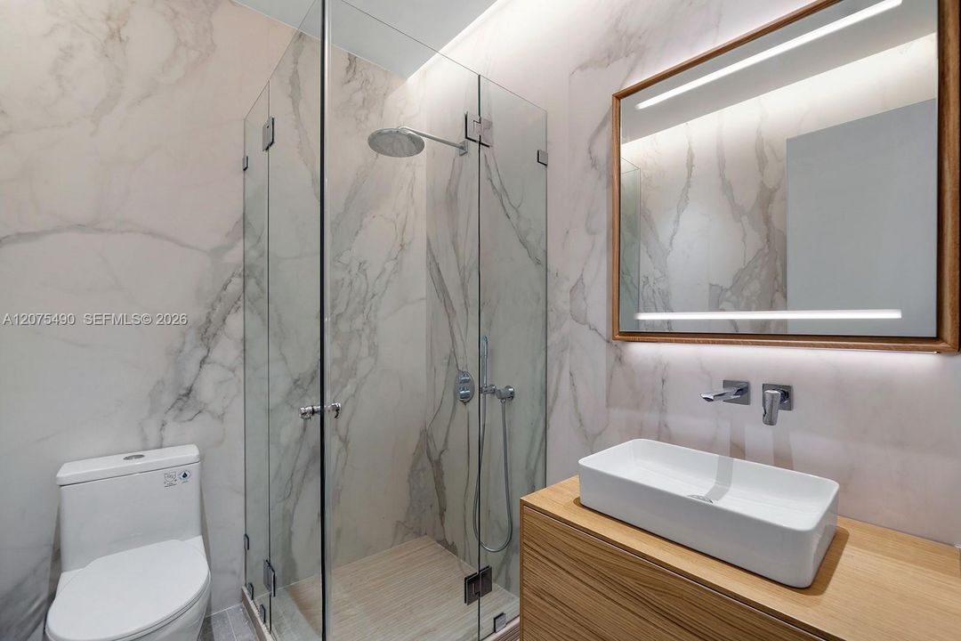 En Venta: $7,200,000 (5 camas, 5 baños, 3167 Pies cuadrados)
