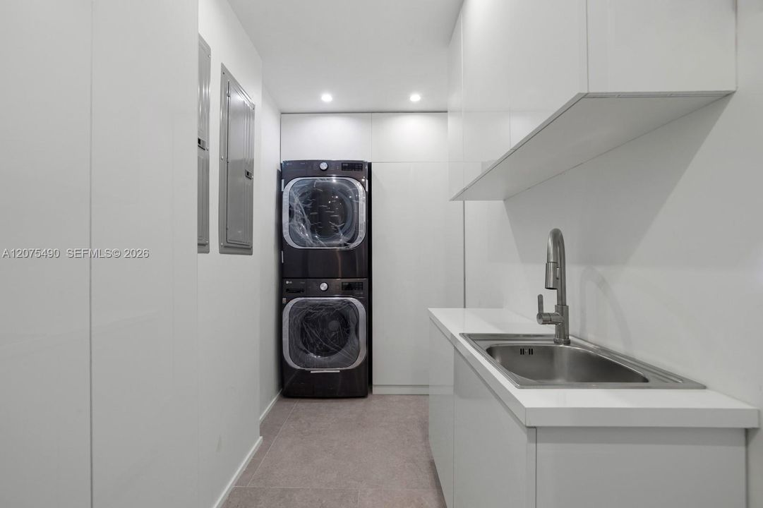 En Venta: $7,200,000 (5 camas, 5 baños, 3167 Pies cuadrados)