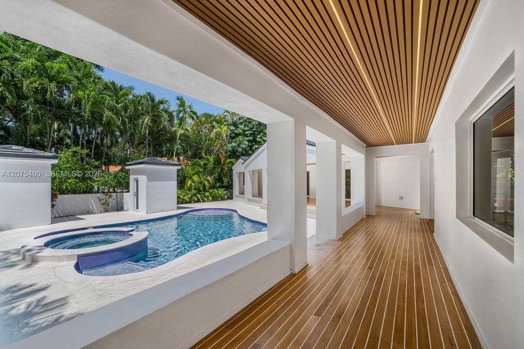 En Venta: $7,200,000 (5 camas, 5 baños, 3167 Pies cuadrados)