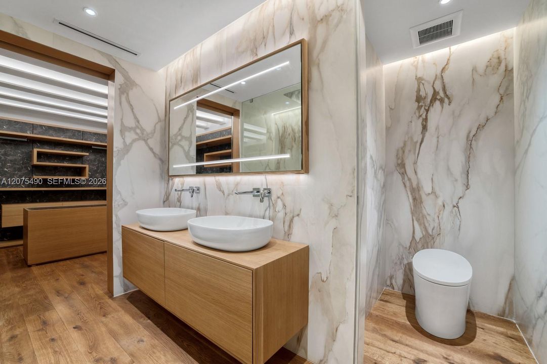En Venta: $7,200,000 (5 camas, 5 baños, 3167 Pies cuadrados)