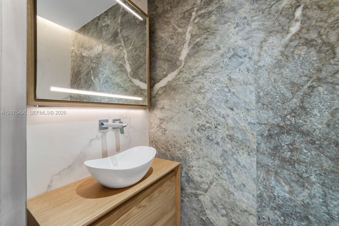 En Venta: $7,200,000 (5 camas, 5 baños, 3167 Pies cuadrados)