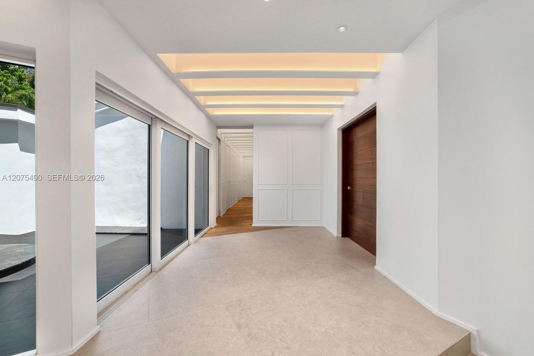 En Venta: $7,200,000 (5 camas, 5 baños, 3167 Pies cuadrados)