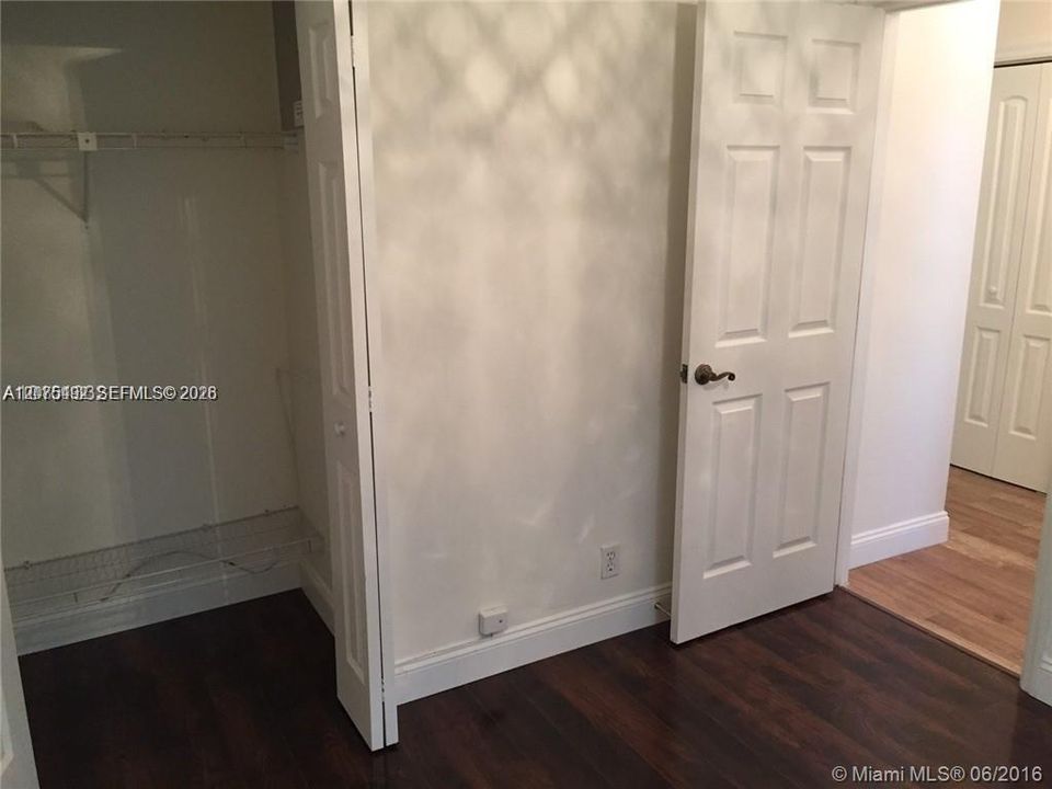 For Rent: $3,300 (4 beds, 2 baths, 1485 Square Feet)