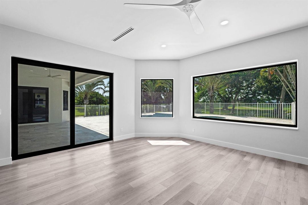 40-web-or-mls-A7405429