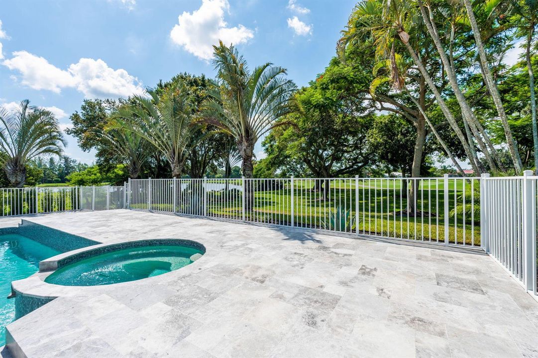 64-web-or-mls-A7405440