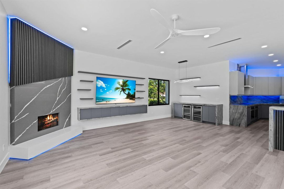 34-web-or-mls-A7405417