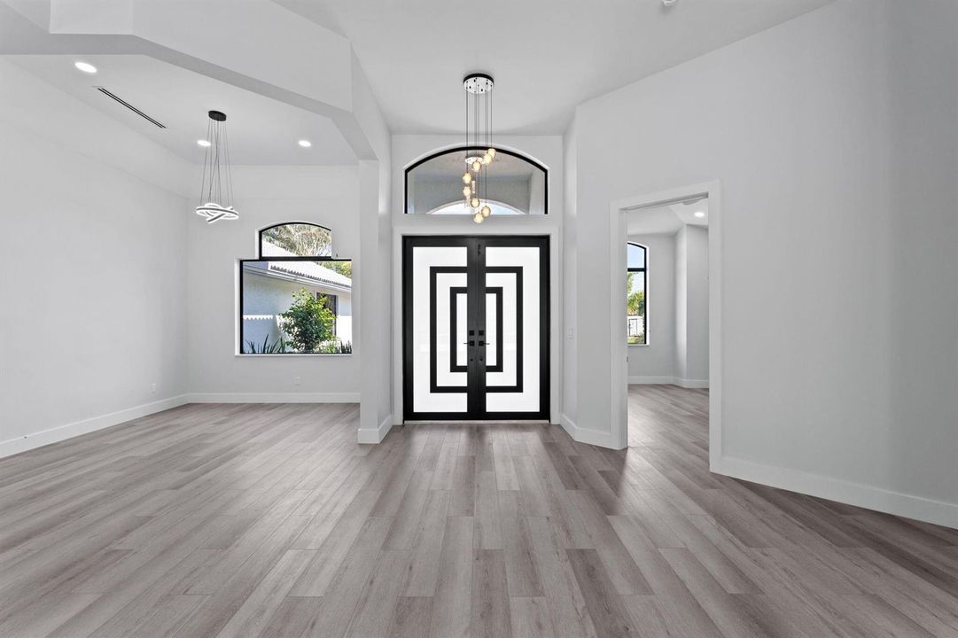 11-web-or-mls-A7405342