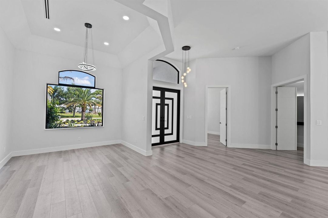 15-web-or-mls-A7405348