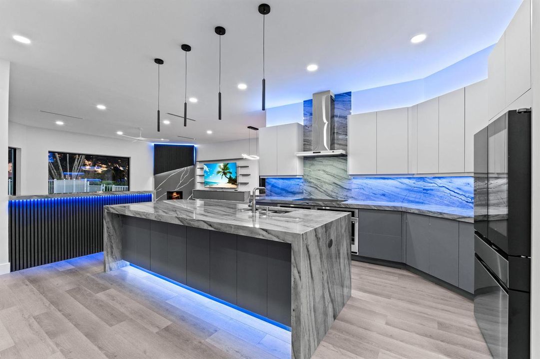 75-web-or-mls-A7405746