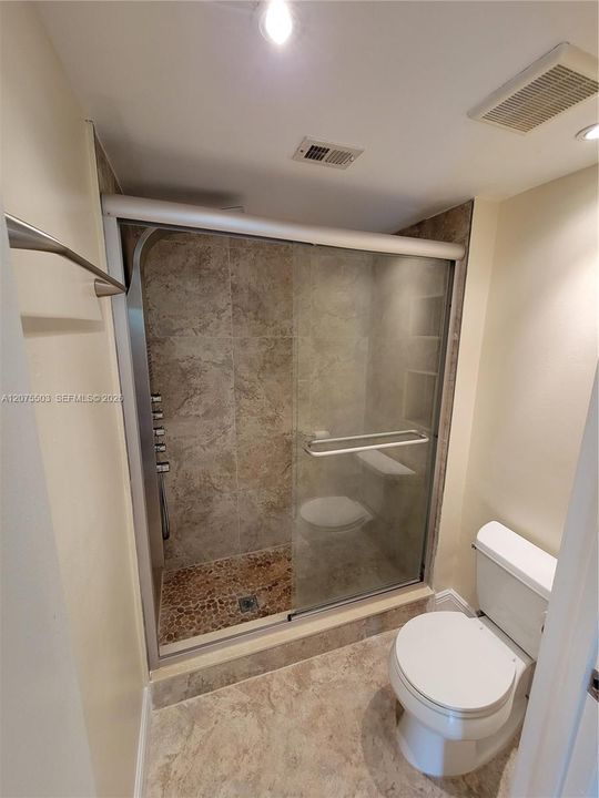 En Renta: $2,100 (2 camas, 2 baños, 1024 Pies cuadrados)