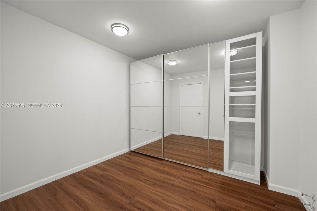 На продажу: $525,000 (2 спален, 2 ванн, 1677 Квадратных фут)