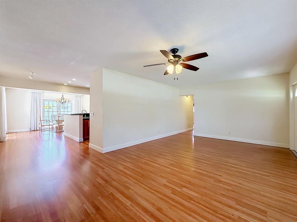 08 Living Room & Dining Room