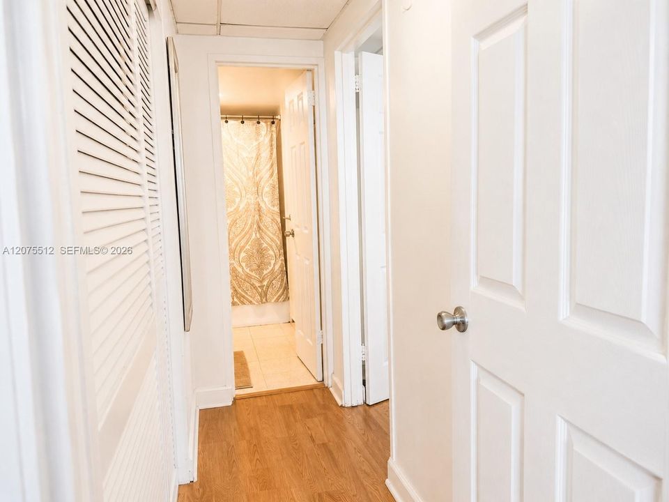 For Sale: $605,000 (2 beds, 2 baths, 1173 Square Feet)