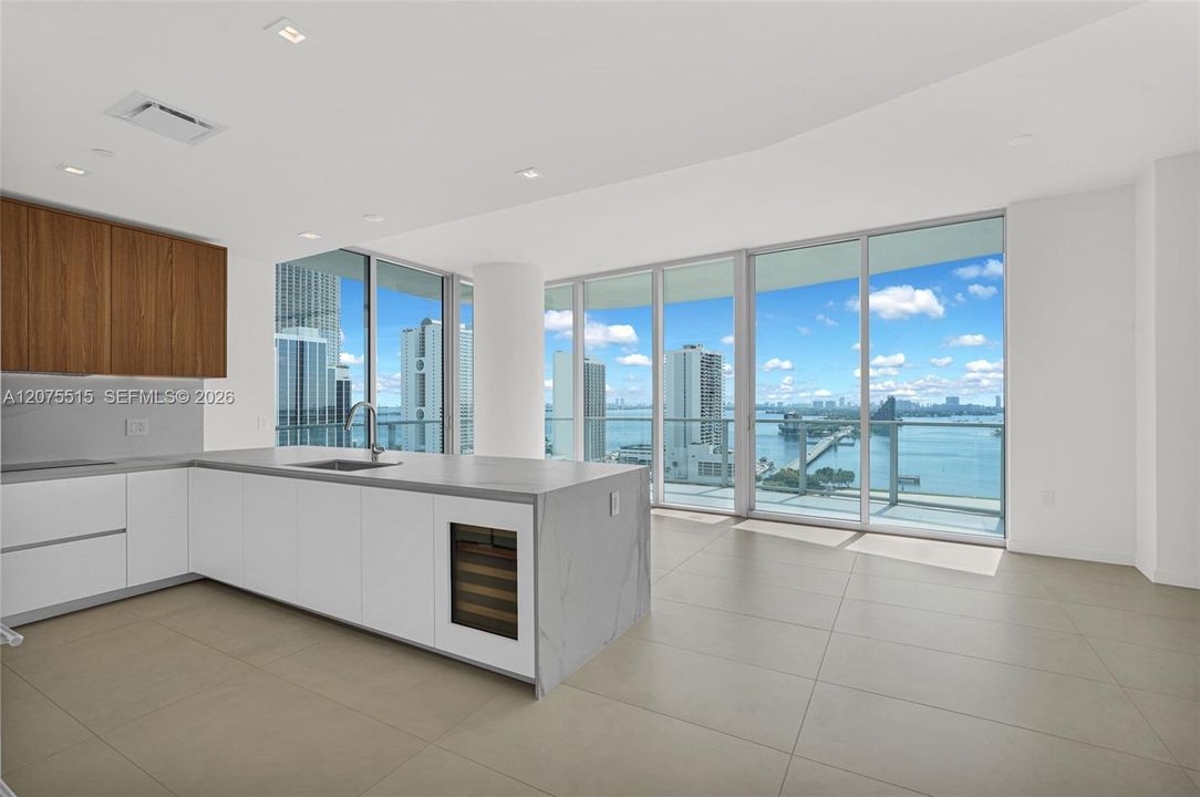 En Venta: $2,295,000 (2 camas, 2 baños, 1362 Pies cuadrados)