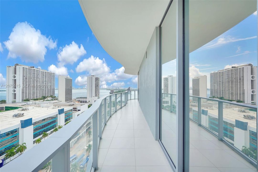 Wrap around balcony