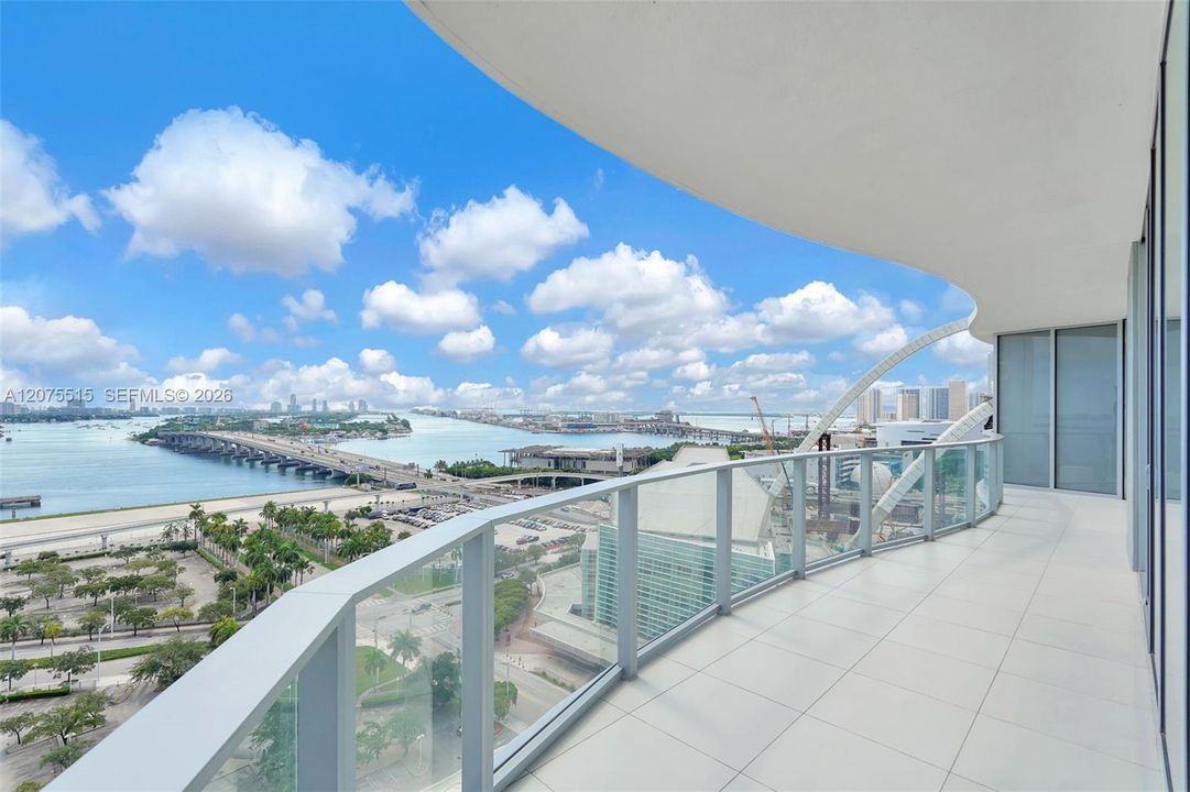 En Venta: $2,295,000 (2 camas, 2 baños, 1362 Pies cuadrados)