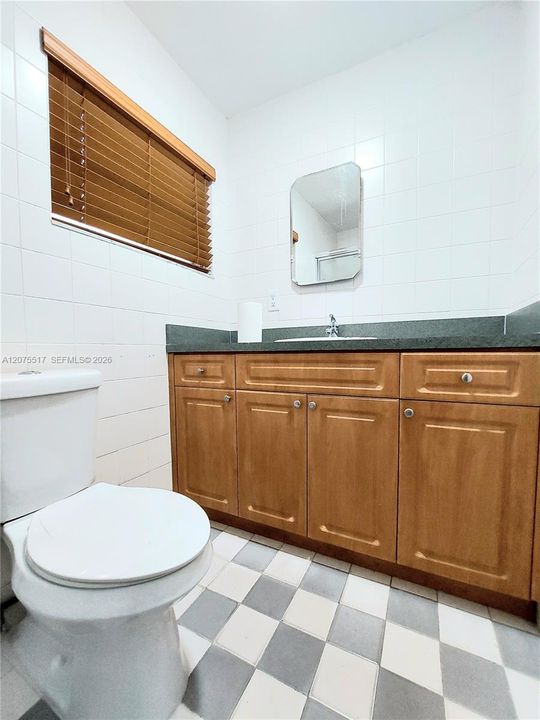 В аренду: $1,900 (1 спален, 1 ванн, 1354 Квадратных фут)