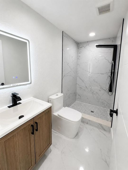 En Venta: $770,000 (0 camas, 0 baños, 1480 Pies cuadrados)