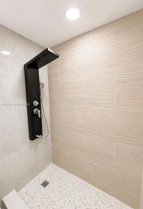 En Venta: $770,000 (0 camas, 0 baños, 1480 Pies cuadrados)