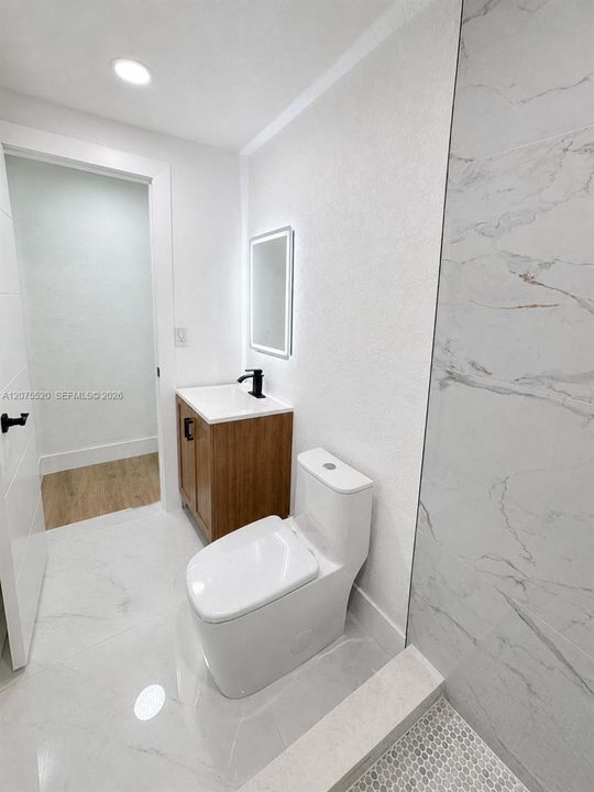 En Venta: $770,000 (0 camas, 0 baños, 1480 Pies cuadrados)