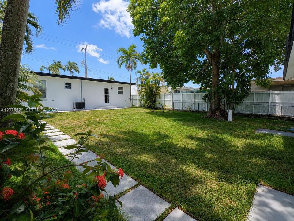 En Venta: $770,000 (0 camas, 0 baños, 1480 Pies cuadrados)