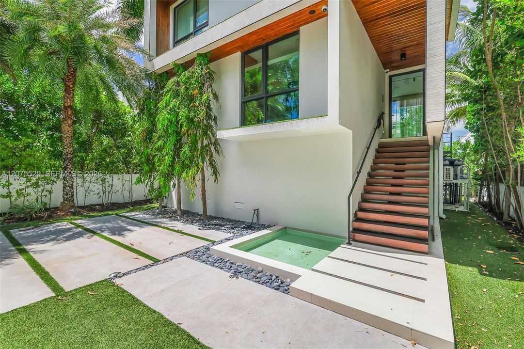 En Venta: $4,250,000 (3 camas, 2 baños, 2022 Pies cuadrados)