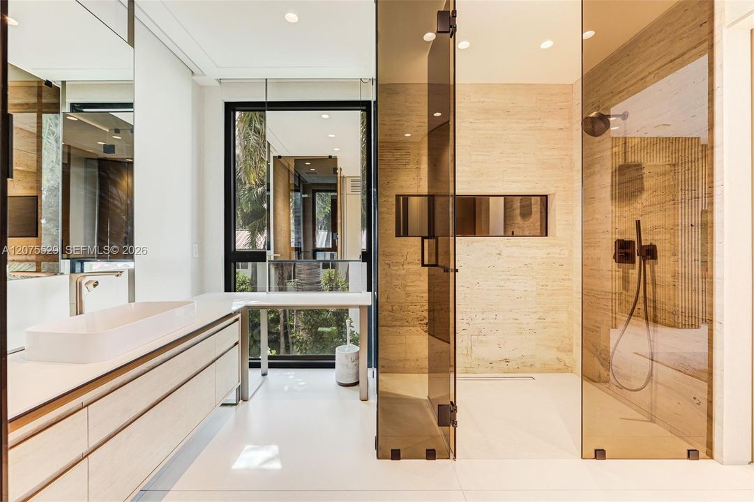 En Venta: $4,250,000 (3 camas, 2 baños, 2022 Pies cuadrados)