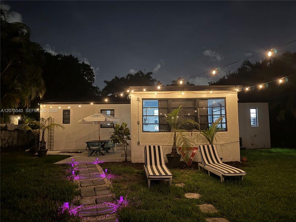 For Rent: $4,950 (3 beds, 2 baths, 0 Square Feet)