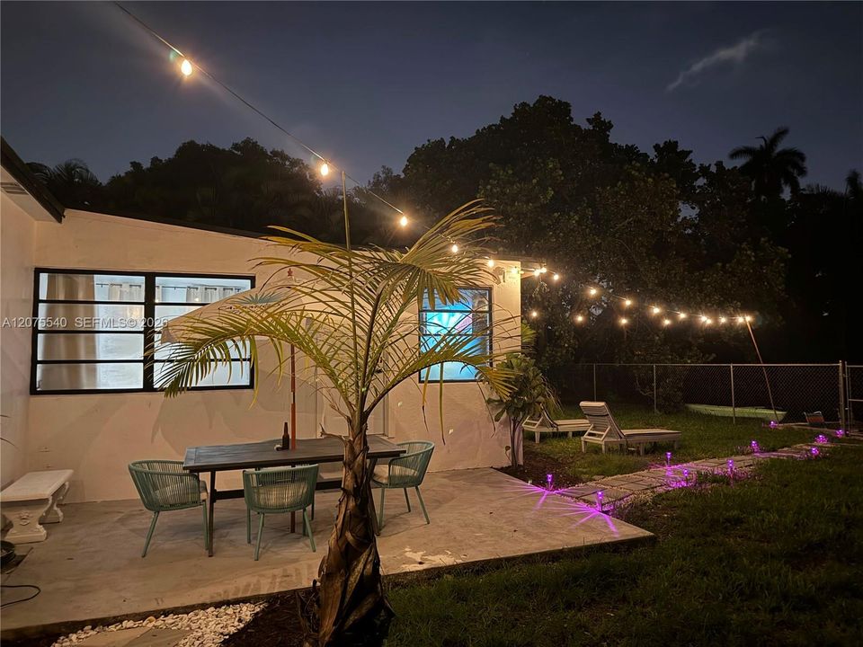 For Rent: $4,950 (3 beds, 2 baths, 0 Square Feet)