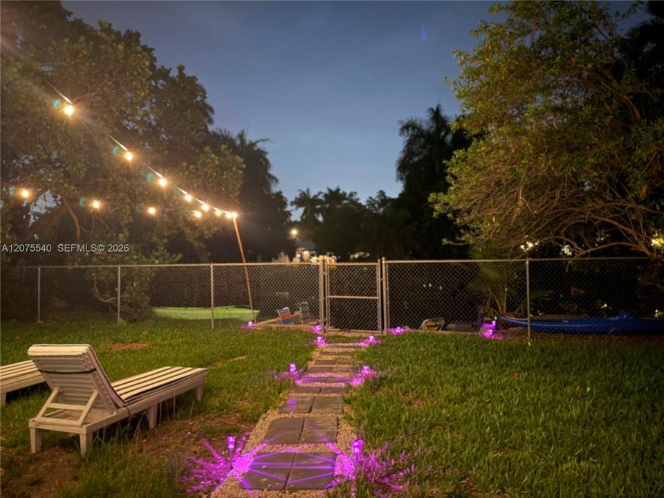 For Rent: $4,950 (3 beds, 2 baths, 0 Square Feet)