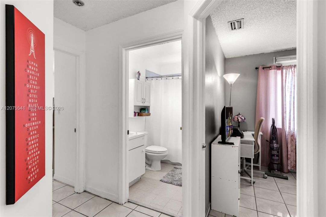 На продажу: $560,000 (3 спален, 2 ванн, 1335 Квадратных фут)
