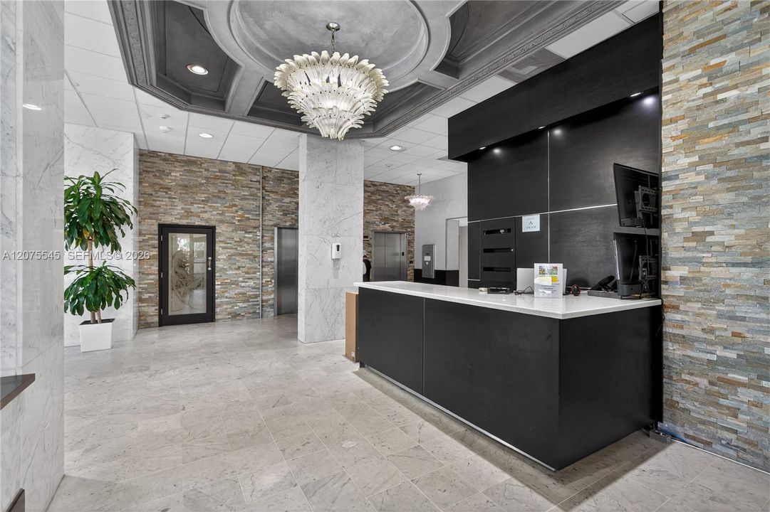 En Venta: $899,000 (2 camas, 2 baños, 1730 Pies cuadrados)