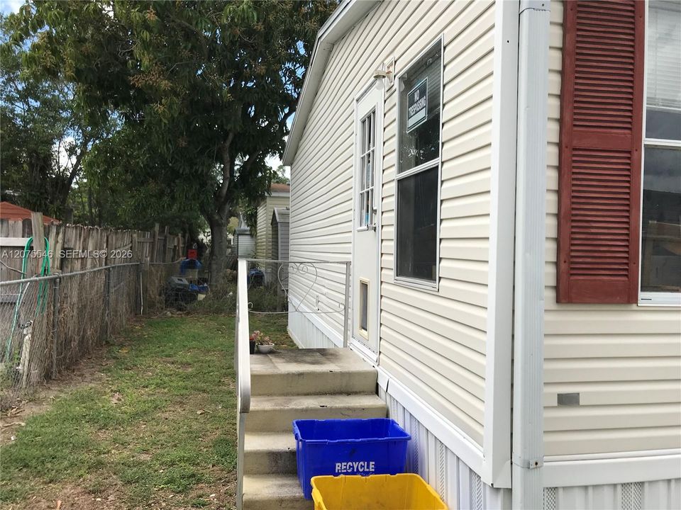 En Renta: $2,295 (3 camas, 2 baños, 1512 Pies cuadrados)