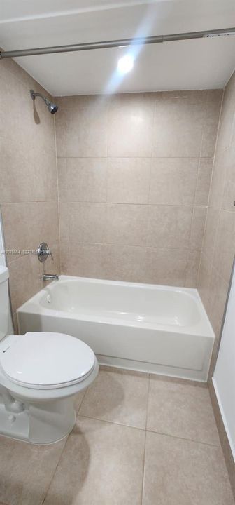 En Renta: $2,375 (2 camas, 2 baños, 992 Pies cuadrados)
